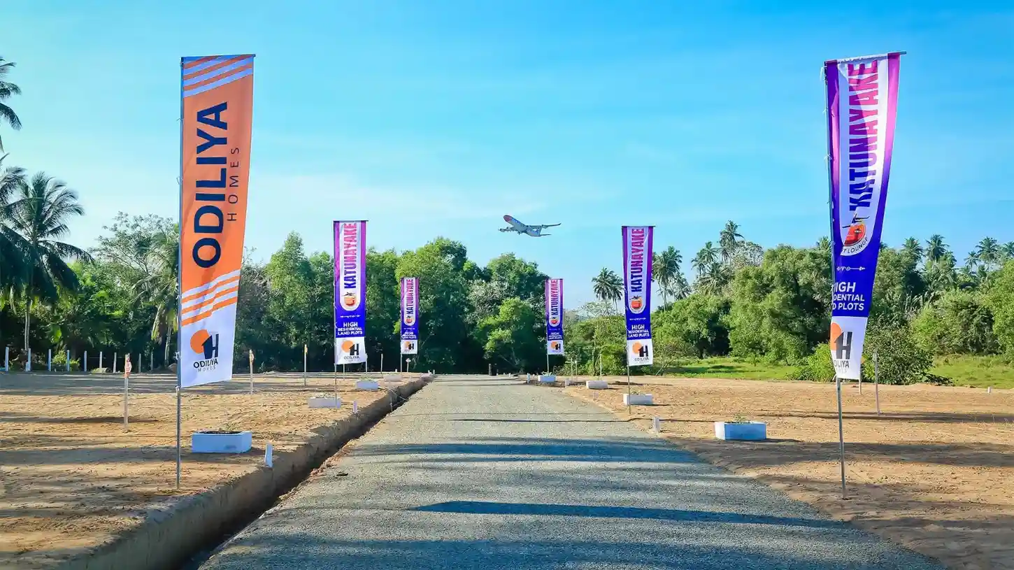 Katunayake - Airport Lounge - Odiliya land for sale